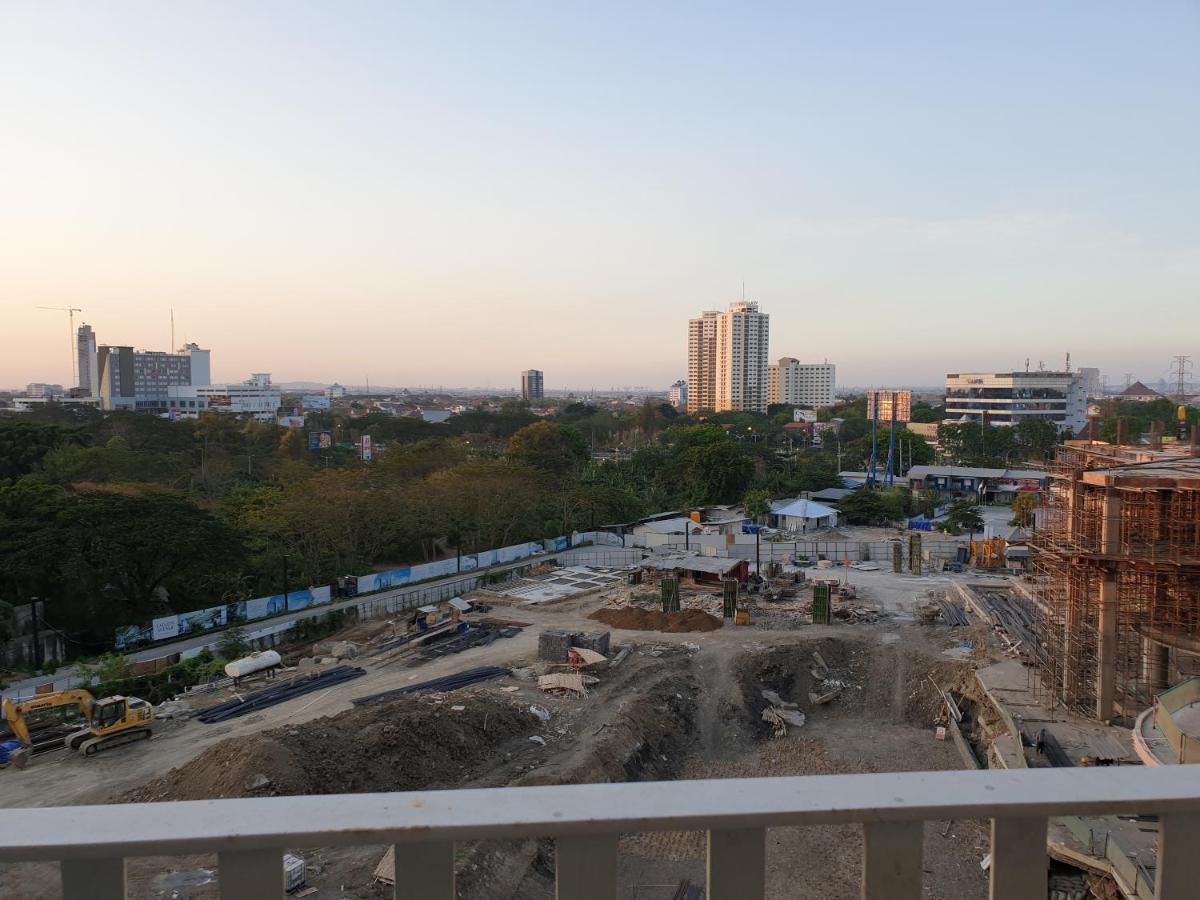 Apartemen Grand Sungkono Lagoon Venetian. สุราบายา ภายนอก รูปภาพ