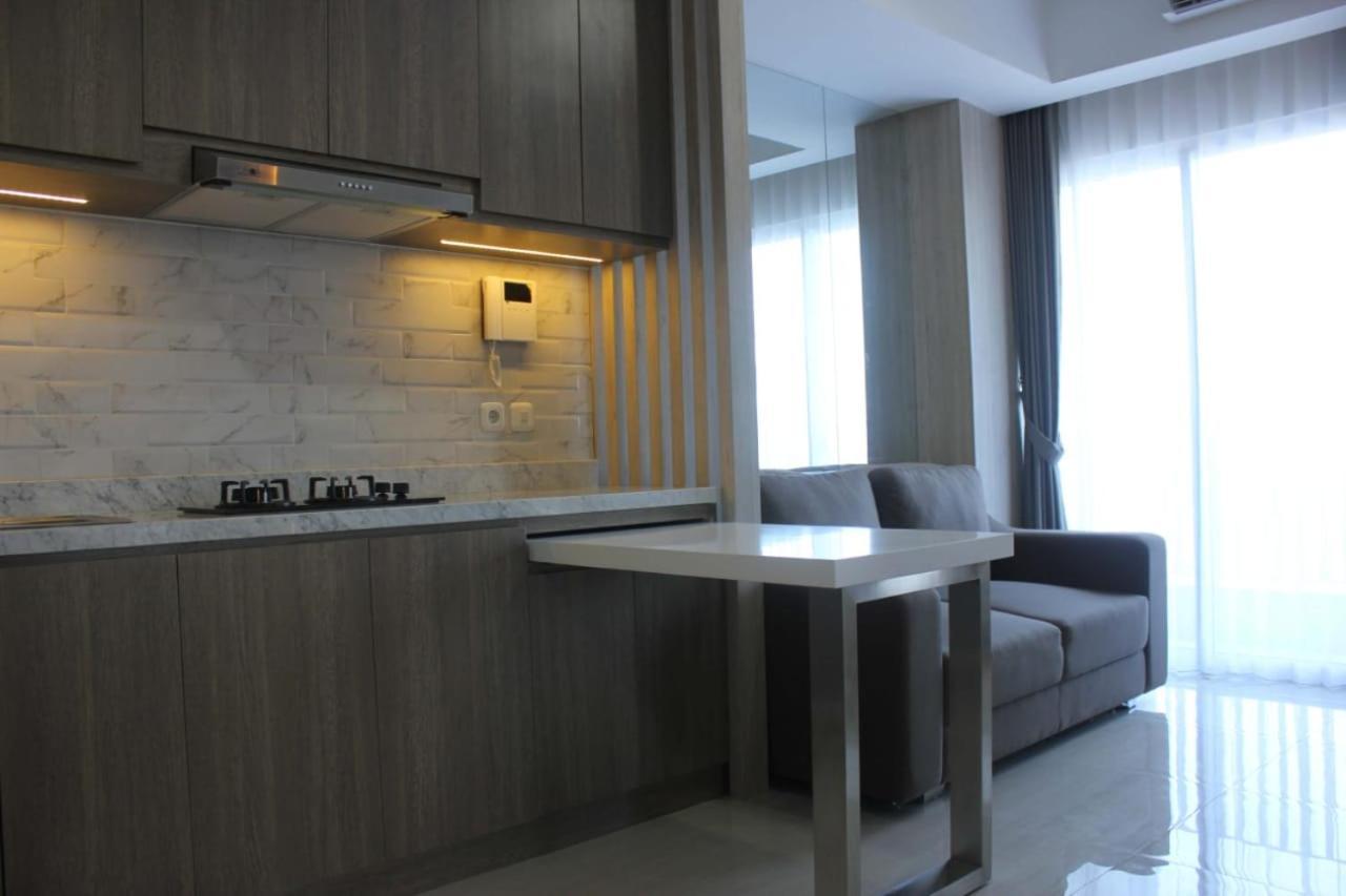 Apartemen Grand Sungkono Lagoon Venetian. สุราบายา ภายนอก รูปภาพ